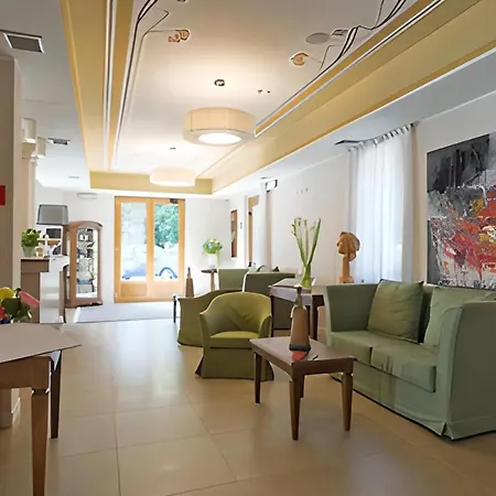 Hotel Cora Leon D'oro 3*