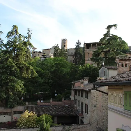 Cora Leon D'oro 3* Castell'Arquato
