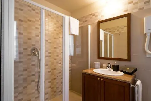 Cora Leon D'oro Hotel 3*