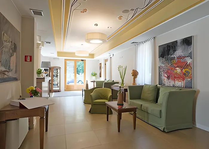 Hotel Cora Leon D'oro 3*